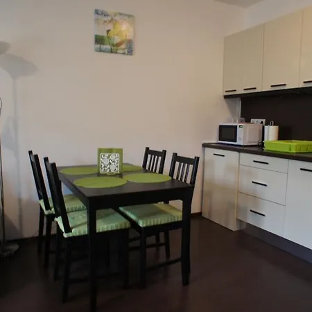 De Rosa Apartman