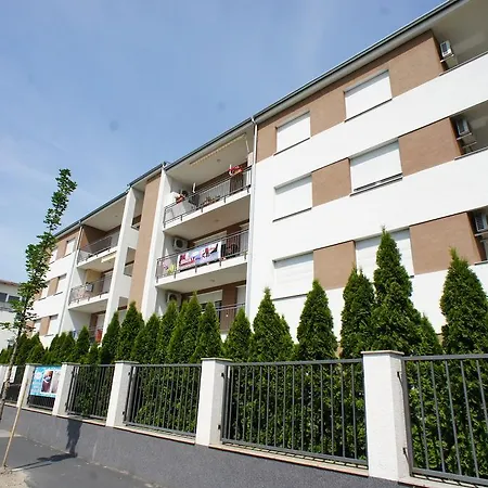 Apartment De Rosa Apartman *